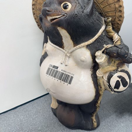 窯業で使用される、焼成前から個体管理を可能にするセラミック製バーコードラベル